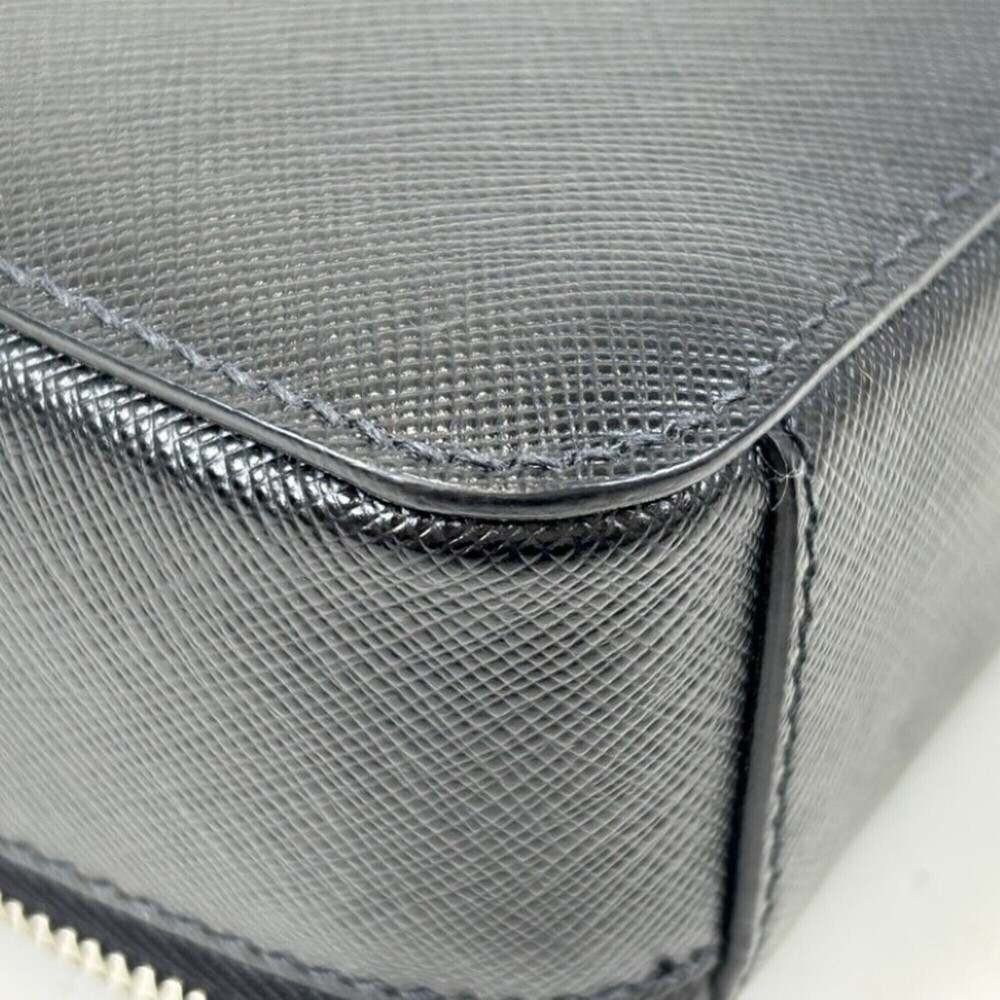 PRADA Bag - Picture 5 of 10